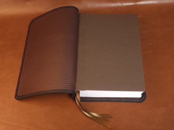Black cowhide leather Every Man's Bible with brown perimeter stitch and three chocolate brown ribbons - Image 7